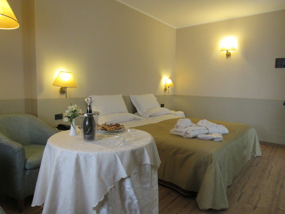 Green Hotel Settimo Torinese Eksteriør bilde